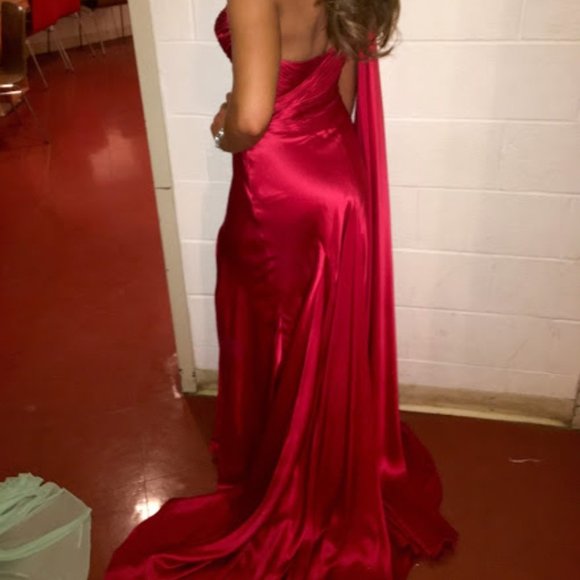 Mac Duggal -Red one sleeved  caped Pageant Dress - Picture 2 of 11